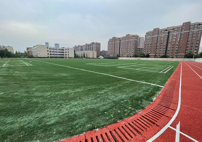 郑州市上街区教育局实验高中新建体育场项目